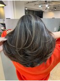 中明度ハイライト×レイヤーカット