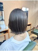 カーキアッシュ