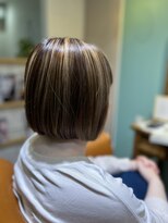 ルアナ(Luana)&nbsp;ブリーチハイライトボブ