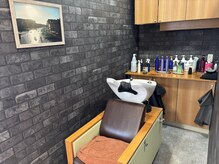 イル サローネ ディヴェルタ ドットアイ(il salone diverta .Eyes)の雰囲気（リラックスするシャンプーやヘッドスパの時間も大切ですよね…☆）