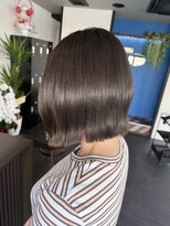 エミタス 柳通り(Emitas.)&nbsp;顎下外はねボブ