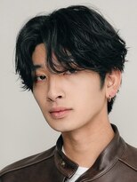 レタッチバイフィフス(RETOUCH by fifth) センターパートニュアンスパーマワンカールパーマ韓国コンマヘア