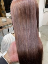 エン(En,)&nbsp;ダメージを抑えて叶える大人のブリーチカラー