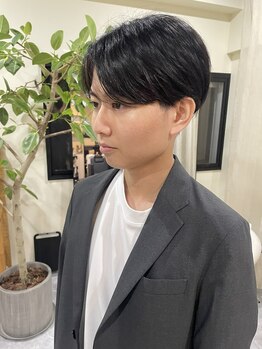イオ(io)の写真/飾り過ぎないナチュラルでかっこいいメンズスタイルをご提案。プライベートもビジネスも◎