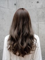ヘアセラピー サラ(hair therapy Sara)&nbsp;ふんわりカールのロングヘア