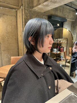 リブロ(liblo) 【ウルフボブ×アンブレラペールブルー】