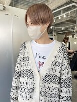 ホリー(HOLLY)&nbsp;ハンサムショート＋ベージュカラー