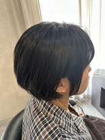 ニィ(2iee.) 縮毛矯正+ショートボブ