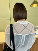 ロジェ(loje)&nbsp;オリーブカラー/透明感カラー/ボブスタイル