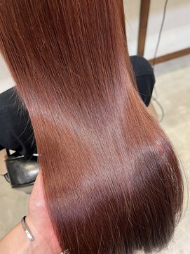 ルイ(ROUIS produced by LUCK 津田沼) ROUIS 津田沼　ブラウンレッド