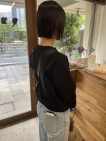 シロ(siro)&nbsp;切りっぱなしボブ