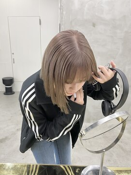 ミーム 原宿 表参道(meme) ☆ハイトーンブリーチミルクティーカラーホワイトベージュカラー