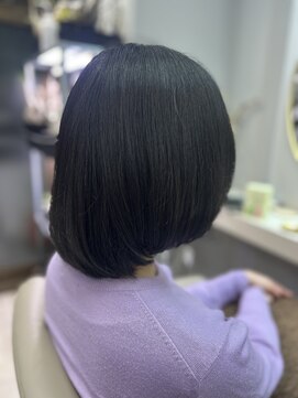 アオ 花咲町(a-o) 大人かわいい前上がりボブ♪