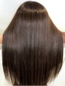 【JR吹田徒歩3分】《縮毛矯正&髪質改善》長年の髪のお悩みを、こだわりの商材とプロの技術で解決♪