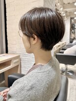 アーロン(aaron)&nbsp;【サロンワーク】襟足を締めたマッシュショート。