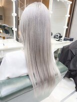 デイズ(days)&nbsp;赤味ゼロの透明感が可愛いホワイトアッシュカラー