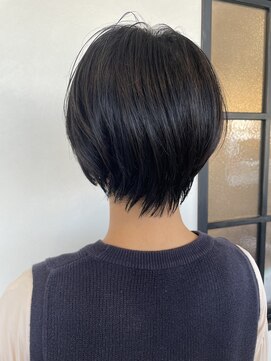 カルム ノエル(CALME noel) 襟元スッキリショート