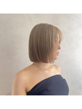 ソイデュエ 梅田(soi due) ハイトーンボブ