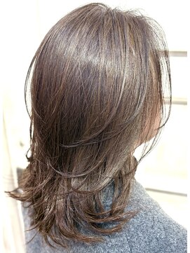 プエンテ デ メホラ(Puente de Mejora) 髪質改善METEOカラー