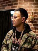ミリオンバックス 御徒町店(Million Backs)&nbsp;御徒町/刈り上げセンターパート/波巻きツイストスパイラル