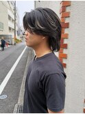 センターパートウルフ