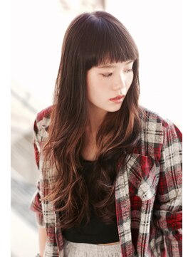 レイ(ray.) ショートバング&インナーカラーのメリハリ！甘辛MIXロング