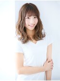 ピュアなのにフェミニン♪ミディ×20代ライトベージュ