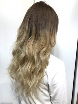 アンク クロス 関内店 ホワイトグラデーション　【mifuyu】