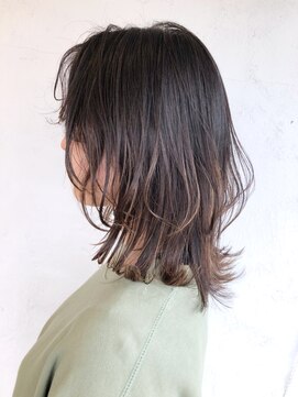 アイティー バイ アルバム 中野店(IT by ALBUM) ソフトウルフハイライト_耳かけウェーブパーマ_ba291151