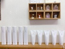 ベンチ(Bench)の雰囲気（COTA取り扱いサロン）