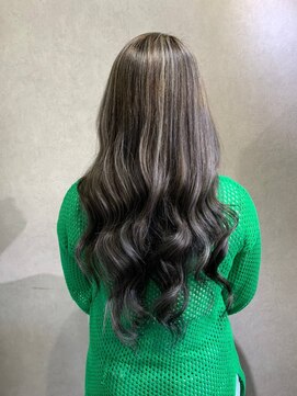 ブロッサム ひばりヶ丘(Blossom) 20代30代40代アッシュカラーイルミナカラー透明感ナチュラル