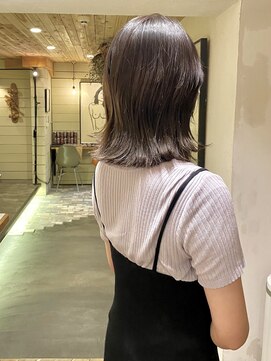 チョビー(Chobii) 表参道/イルミナカラー/暗髪/透明感/ブリーチなし/赤み消し