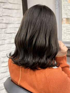 アンダーバーホワイト 広島 並木店(_WHITE) 波巻きミディアム/オリーブグレー