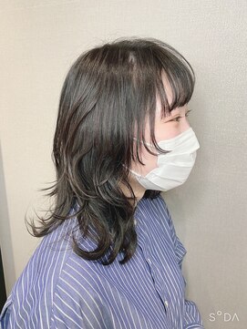 リリ(Liri material care salon by JAPAN) フェイスレイヤー[グレージュアッシュ/レイヤーロング]