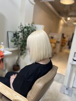 カリーナ(CARINA)&nbsp;ハイトーンカラー/ホワイトブロンド