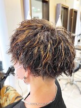 デザイニングヘアードゥ(designing hair Deux)