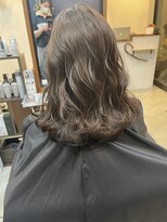 フラッパー(FLAPPER)&nbsp;ソフトグレージュカラー20代30代40代50代60代　おすすめスタイル