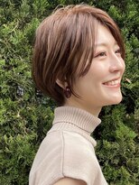 ネイロ 日本橋(NeiRo)&nbsp;小顔ショートボブハイライトカラー大人ショートカット白髪ぼかし