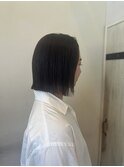 ストレート切りっぱなしボブ