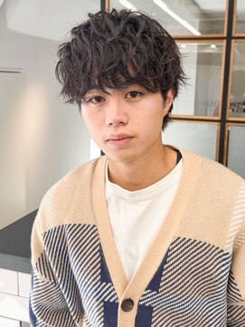 スタートウキョウ 渋谷(STAR TOKYO) 波巻きパーマツーブロックマッシュハイライトツイストスパイラル