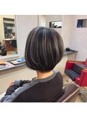 ショートボブ