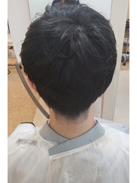 カットハウス はさみの部屋 ショートパーマ