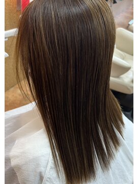 プラーナ 小禄店 酸性縮毛矯正ダメージを抑えてサラサラストレート