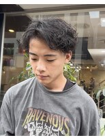 エムクール(M,cooL)&nbsp;スパイラルパーマアップバングショート