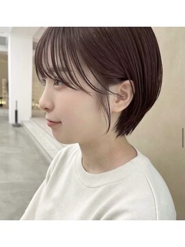 ナンバー 六本松(Number) 【耳にかけて可愛いマッシュショート】NARUMI