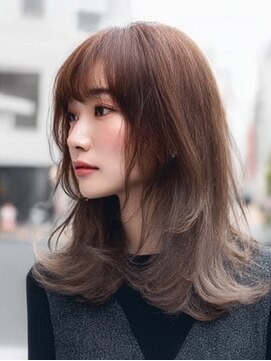 ダル 渋谷/表参道(DAL.) ハッシュカットバタフライカット顔回りカットカーテンバング