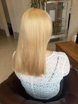 コモドルポ(comodo rupo)&nbsp;ブロンドヘア