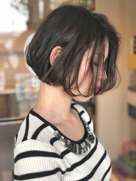 シエル ヘアーメイクアップ(CieL hair make up) 大人可愛いヘルシーショートボブ【ナチュラルハイライト】