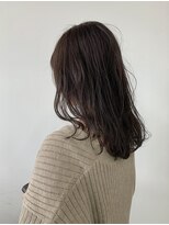 フィル(fil)&nbsp;セミロング／ダークブラウン