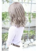 ハイブリーチベージュ
